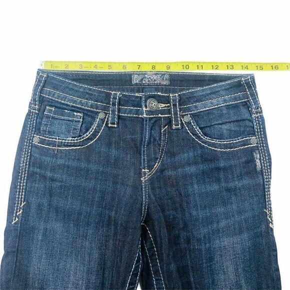 Silver Jeans Natsuki Denim Capri Dark Wash - Picture 4 of 6